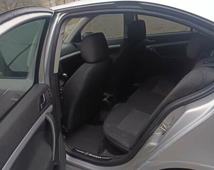 Сірий Шкода Октавія, об'ємом двигуна 1.6 л та пробігом 270 тис. км за 4800 $, фото 10 на Automoto.ua