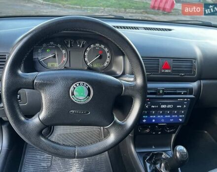 Сірий Шкода Октавія, об'ємом двигуна 1.6 л та пробігом 275 тис. км за 6500 $, фото 18 на Automoto.ua