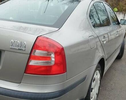 Серый Шкода Октавия, объемом двигателя 1.6 л и пробегом 297 тыс. км за 5400 $, фото 6 на Automoto.ua