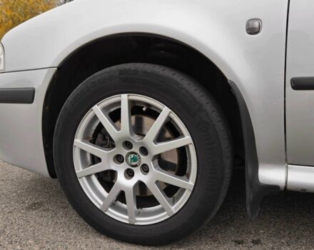 Сірий Шкода Октавія, об'ємом двигуна 1.8 л та пробігом 184 тис. км за 6950 $, фото 7 на Automoto.ua