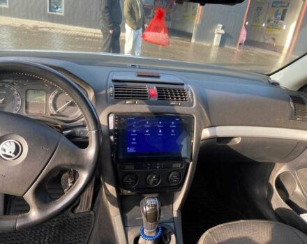 Серый Шкода Октавия, объемом двигателя 1.6 л и пробегом 328 тыс. км за 5500 $, фото 4 на Automoto.ua