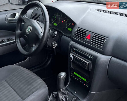 Сірий Шкода Октавія, об'ємом двигуна 1.8 л та пробігом 310 тис. км за 3950 $, фото 40 на Automoto.ua