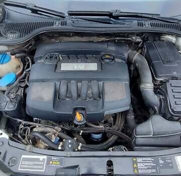 Серый Шкода Октавия, объемом двигателя 1.6 л и пробегом 335 тыс. км за 4850 $, фото 54 на Automoto.ua