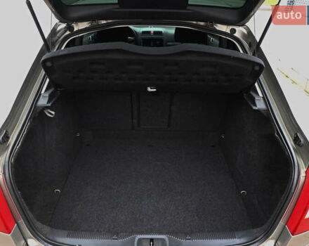 Сірий Шкода Октавія, об'ємом двигуна 1.6 л та пробігом 320 тис. км за 5999 $, фото 11 на Automoto.ua