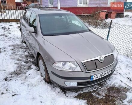 Серый Шкода Октавия, объемом двигателя 2 л и пробегом 258 тыс. км за 7800 $, фото 5 на Automoto.ua