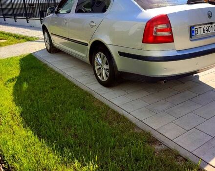 Серый Шкода Октавия, объемом двигателя 1.6 л и пробегом 245 тыс. км за 6000 $, фото 2 на Automoto.ua