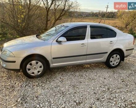 Шкода Октавия 2007 в Тернополе на Automoto.ua Серый Шкода Октавия, объемом двигателя 1.6 л и пробегом 270 тыс. км за 5600 $, фото 3 на Automoto.ua