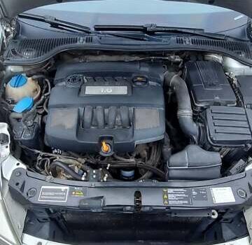 Серый Шкода Октавия, объемом двигателя 1.6 л и пробегом 335 тыс. км за 4850 $, фото 51 на Automoto.ua