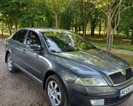 Сірий Шкода Октавія, об'ємом двигуна 2 л та пробігом 205 тис. км за 5499 $, фото 8 на Automoto.ua