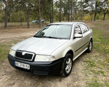 Серый Шкода Октавия, объемом двигателя 1.6 л и пробегом 325 тыс. км за 4450 $, фото 1 на Automoto.ua