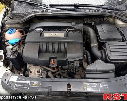 Серый Шкода Октавия, объемом двигателя 1.6 л и пробегом 234 тыс. км за 6000 $, фото 3 на Automoto.ua