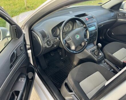 Серый Шкода Октавия, объемом двигателя 1.9 л и пробегом 258 тыс. км за 2892 $, фото 7 на Automoto.ua