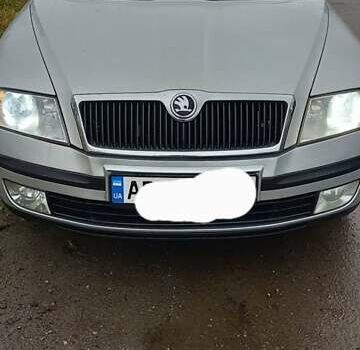 Серый Шкода Октавия, объемом двигателя 1.6 л и пробегом 270 тыс. км за 5500 $, фото 4 на Automoto.ua