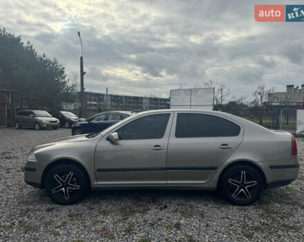 Серый Шкода Октавия, объемом двигателя 1.6 л и пробегом 290 тыс. км за 5600 $, фото 7 на Automoto.ua