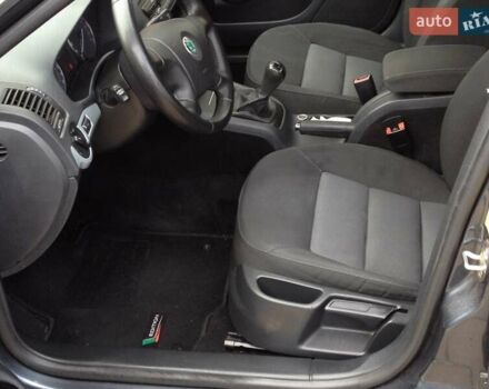 Сірий Шкода Октавія, об'ємом двигуна 1.6 л та пробігом 235 тис. км за 6100 $, фото 9 на Automoto.ua