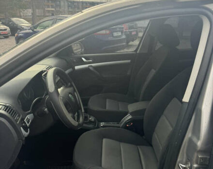 Серый Шкода Октавия, объемом двигателя 1.6 л и пробегом 290 тыс. км за 5600 $, фото 9 на Automoto.ua