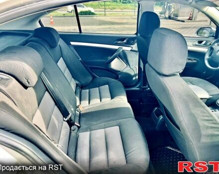 Серый Шкода Октавия, объемом двигателя 1.6 л и пробегом 218 тыс. км за 4650 $, фото 5 на Automoto.ua