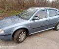 Сірий Шкода Октавія, об'ємом двигуна 1.6 л та пробігом 300 тис. км за 5500 $, фото 2 на Automoto.ua