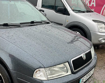 Серый Шкода Октавия, объемом двигателя 1.6 л и пробегом 232 тыс. км за 6500 $, фото 1 на Automoto.ua