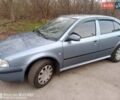 Сірий Шкода Октавія, об'ємом двигуна 1.6 л та пробігом 300 тис. км за 5500 $, фото 1 на Automoto.ua
