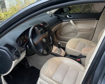 Сірий Шкода Октавія, об'ємом двигуна 2 л та пробігом 231 тис. км за 5850 $, фото 9 на Automoto.ua