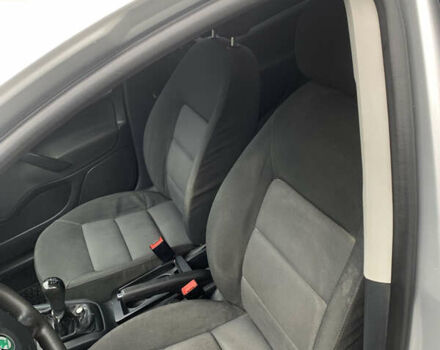 Сірий Шкода Октавія, об'ємом двигуна 1.6 л та пробігом 325 тис. км за 4800 $, фото 16 на Automoto.ua