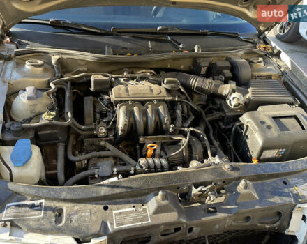 Серый Шкода Октавия, объемом двигателя 1.6 л и пробегом 260 тыс. км за 5600 $, фото 16 на Automoto.ua