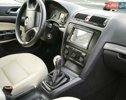 Сірий Шкода Октавія, об'ємом двигуна 1.98 л та пробігом 302 тис. км за 4700 $, фото 12 на Automoto.ua