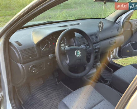 Сірий Шкода Октавія, об'ємом двигуна 1.6 л та пробігом 215 тис. км за 4850 $, фото 20 на Automoto.ua