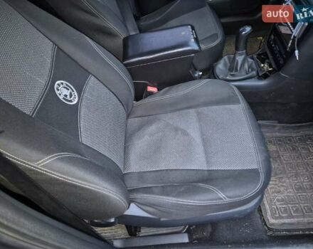 Серый Шкода Октавия, объемом двигателя 1.6 л и пробегом 241 тыс. км за 5300 $, фото 4 на Automoto.ua