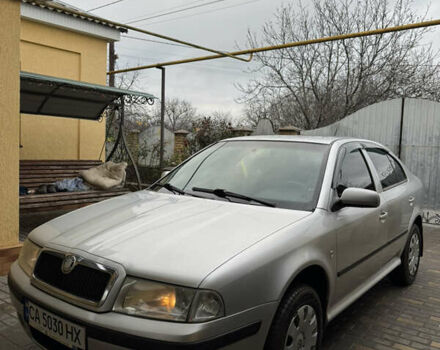 Серый Шкода Октавия, объемом двигателя 1.6 л и пробегом 240 тыс. км за 4500 $, фото 2 на Automoto.ua