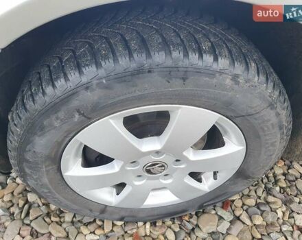 Серый Шкода Октавия, объемом двигателя 1.6 л и пробегом 240 тыс. км за 4850 $, фото 17 на Automoto.ua