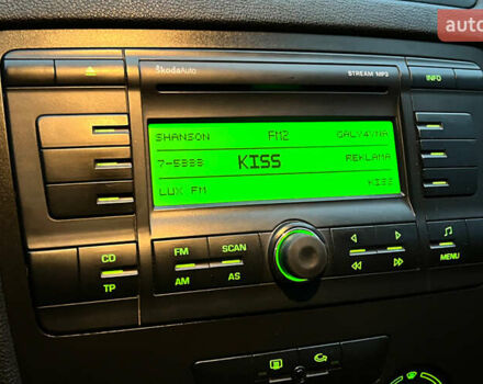 Серый Шкода Октавия, объемом двигателя 1.6 л и пробегом 250 тыс. км за 5850 $, фото 10 на Automoto.ua