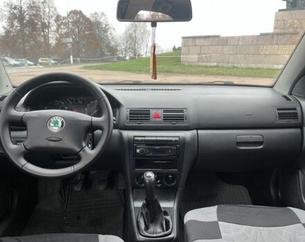 Серый Шкода Октавия, объемом двигателя 1.6 л и пробегом 262 тыс. км за 4999 $, фото 4 на Automoto.ua