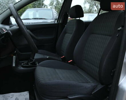 Сірий Шкода Октавія, об'ємом двигуна 1.6 л та пробігом 193 тис. км за 5999 $, фото 27 на Automoto.ua