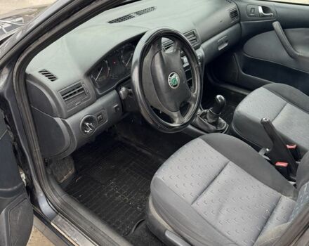 Серый Шкода Октавия, объемом двигателя 1.6 л и пробегом 300 тыс. км за 3850 $, фото 4 на Automoto.ua