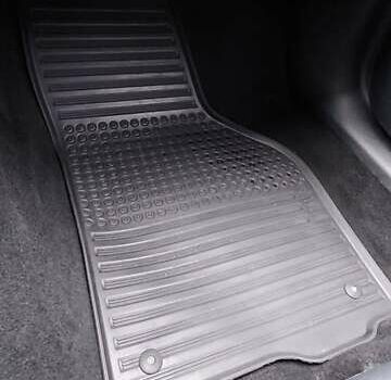 Серый Шкода Октавия, объемом двигателя 1.6 л и пробегом 335 тыс. км за 4850 $, фото 86 на Automoto.ua