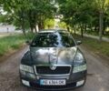 Сірий Шкода Октавія, об'ємом двигуна 2 л та пробігом 205 тис. км за 5499 $, фото 1 на Automoto.ua