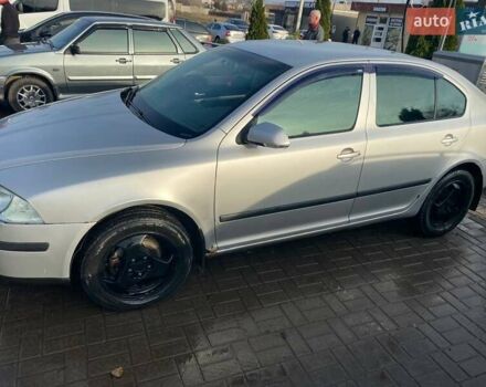 Сірий Шкода Октавія, об'ємом двигуна 1.6 л та пробігом 328 тис. км за 5500 $, фото 1 на Automoto.ua