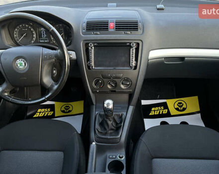 Серый Шкода Октавия, объемом двигателя 1.6 л и пробегом 147 тыс. км за 6450 $, фото 8 на Automoto.ua