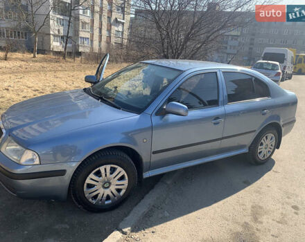 Серый Шкода Октавия, объемом двигателя 1.6 л и пробегом 259 тыс. км за 6000 $, фото 1 на Automoto.ua