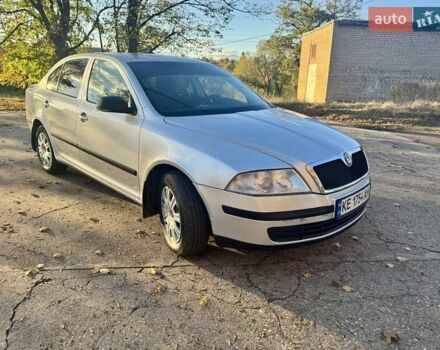 Серый Шкода Октавия, объемом двигателя 1.6 л и пробегом 325 тыс. км за 5500 $, фото 2 на Automoto.ua