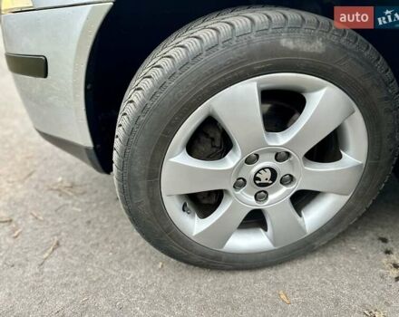 Сірий Шкода Октавія, об'ємом двигуна 2 л та пробігом 285 тис. км за 4999 $, фото 7 на Automoto.ua