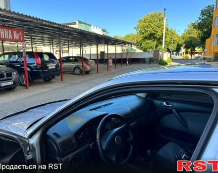 Шкода Октавия 2008 в Каменце-Подольском на Automoto.ua Серый Шкода Октавия, объемом двигателя 1.6 л и пробегом 175 тыс. км за 4700 $, фото 3 на Automoto.ua