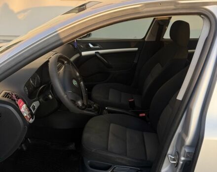 Серый Шкода Октавия, объемом двигателя 1.6 л и пробегом 245 тыс. км за 5500 $, фото 1 на Automoto.ua