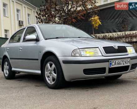 Серый Шкода Октавия, объемом двигателя 1.6 л и пробегом 275 тыс. км за 5500 $, фото 3 на Automoto.ua