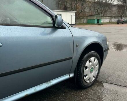 Серый Шкода Октавия, объемом двигателя 1.6 л и пробегом 190 тыс. км за 3900 $, фото 11 на Automoto.ua