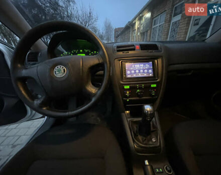 Сірий Шкода Октавія, об'ємом двигуна 1.97 л та пробігом 190 тис. км за 5800 $, фото 19 на Automoto.ua