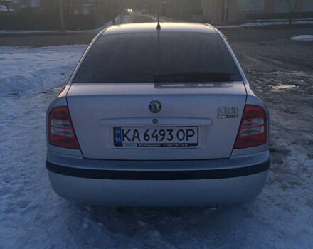 Шкода Октавия 2008 в Ирпене на Automoto.ua Серый Шкода Октавия, объемом двигателя 1.6 л и пробегом 87 тыс. км за 8700 $, фото 6 на Automoto.ua