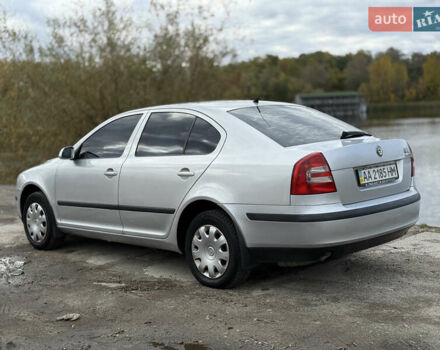 Серый Шкода Октавия, объемом двигателя 1.6 л и пробегом 260 тыс. км за 5200 $, фото 3 на Automoto.ua
